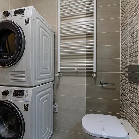 Happy Place 1 Braşov